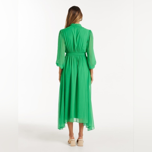 Forever New Maxi Button Up - Picture 2 of 4